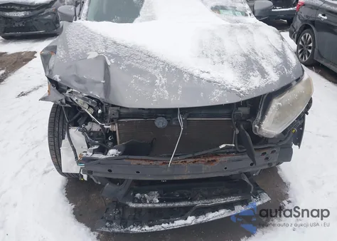 2016 Nissan Rogue Sv z USA, uszkodzony, nr VIN KNMAT2MV7GP613344